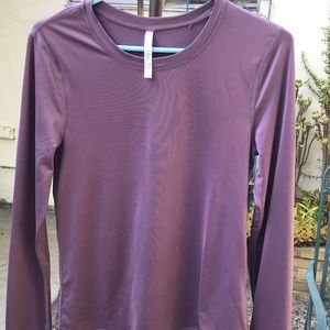 Fabletics Phoenix Lite Long Sleeve Top